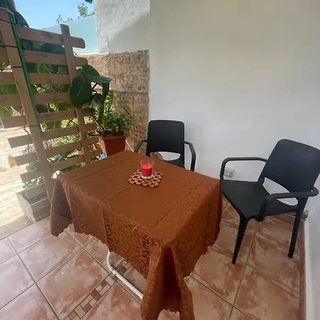 Hostal La Playa